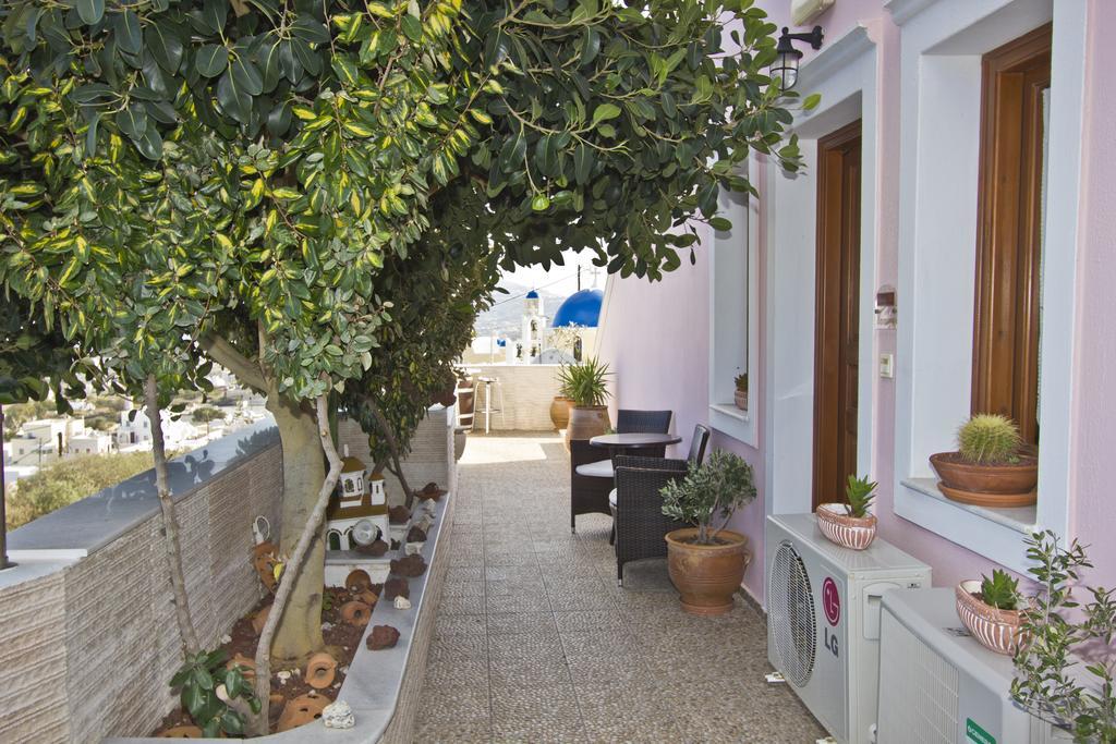 Nectarios Villa - Studios & Suites Adults Only Fira (Santorini) Exterior foto