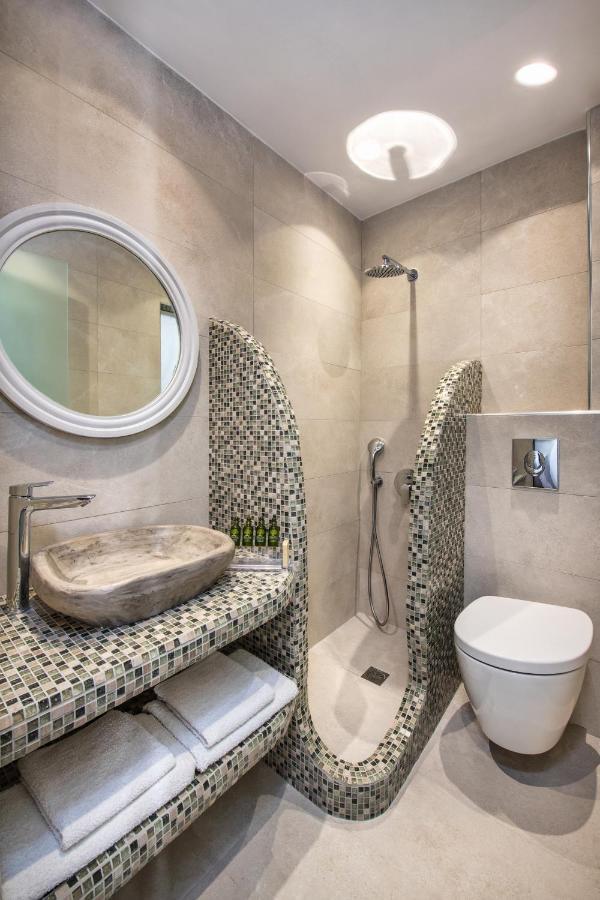 Nectarios Villa - Studios & Suites Adults Only Fira (Santorini) Exterior foto