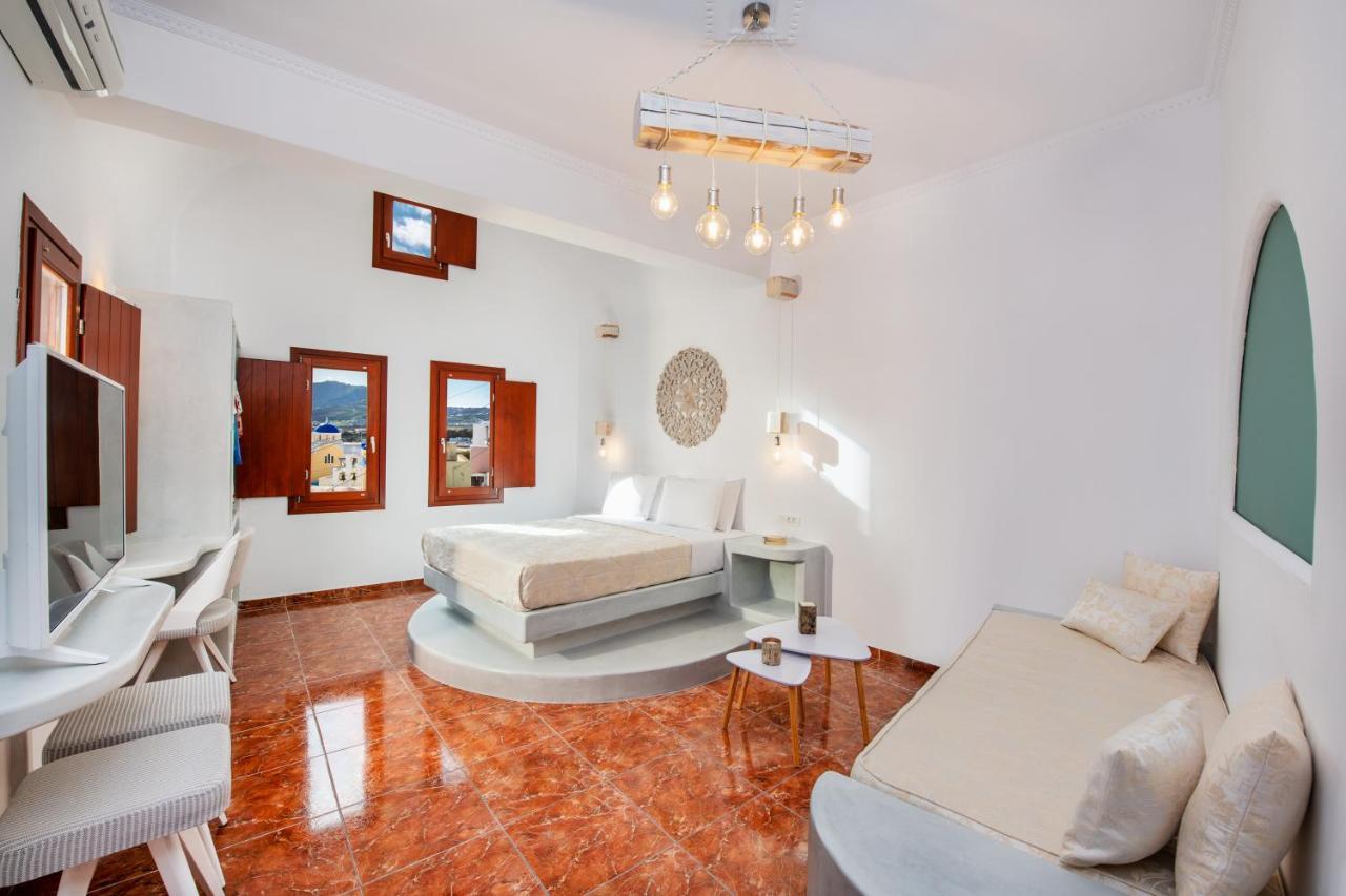 Nectarios Villa - Studios & Suites Adults Only Fira (Santorini) Exterior foto